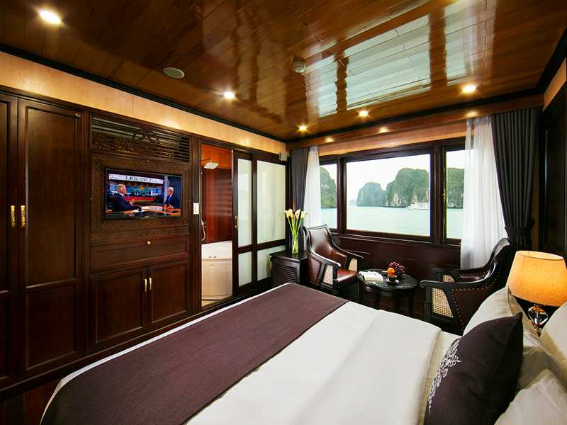 Noble Suite - 1 Pax/ Cabin (Location: 1st Deck - Jacuzzi in suite)