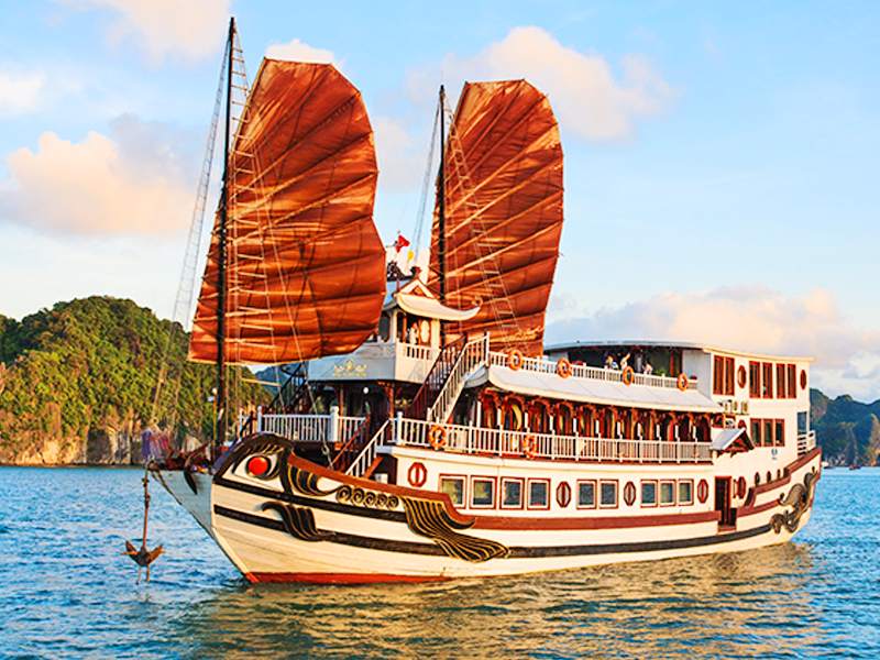 Halong Royal Palace Cruise