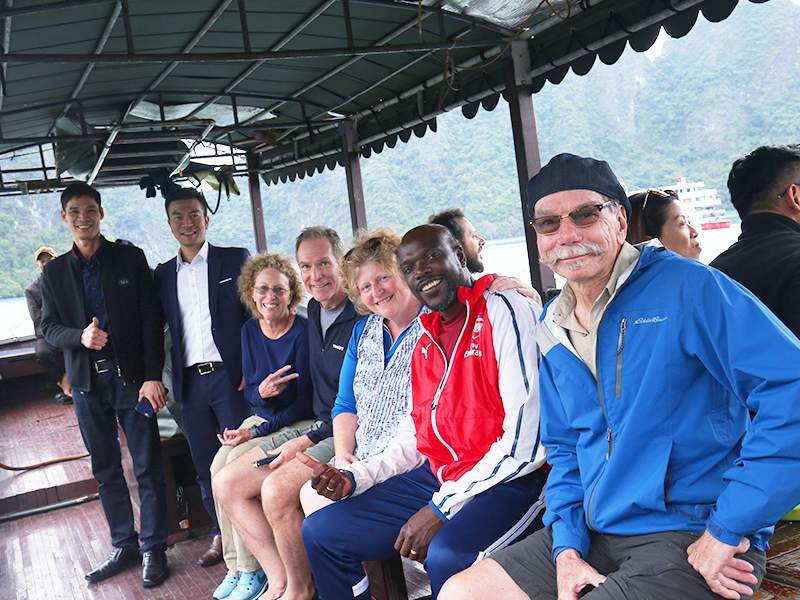 halong-bay-silversea-cruise-02